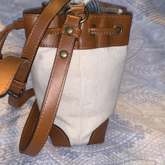 Urban Outfitters Canvas Bucket Crossbody bag - Picture 7 of 10